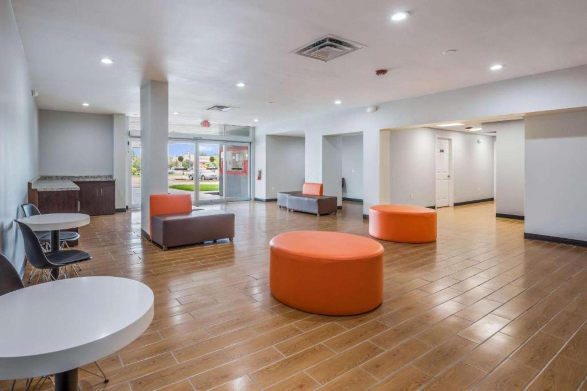 Oyo Hotel Orlando Airport Eksteriør bilde